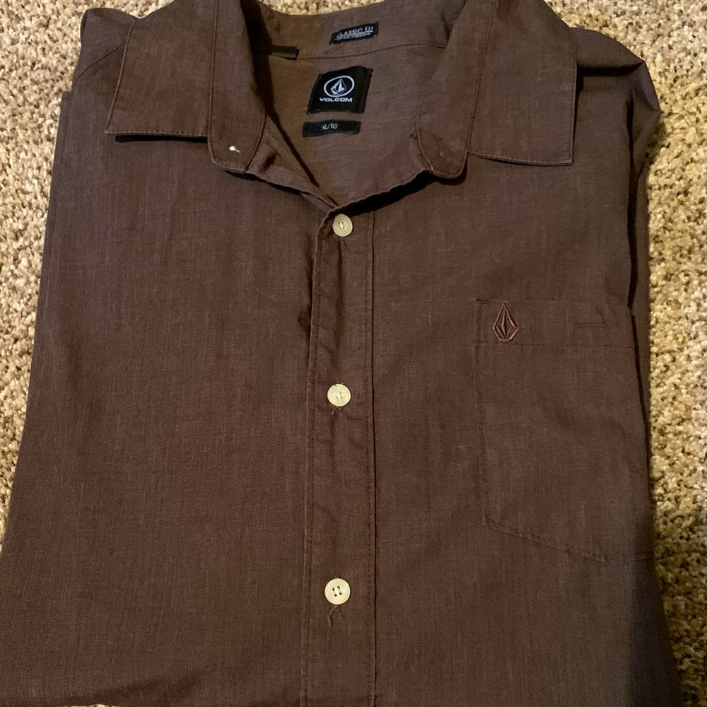Volcom Button Up - image 1